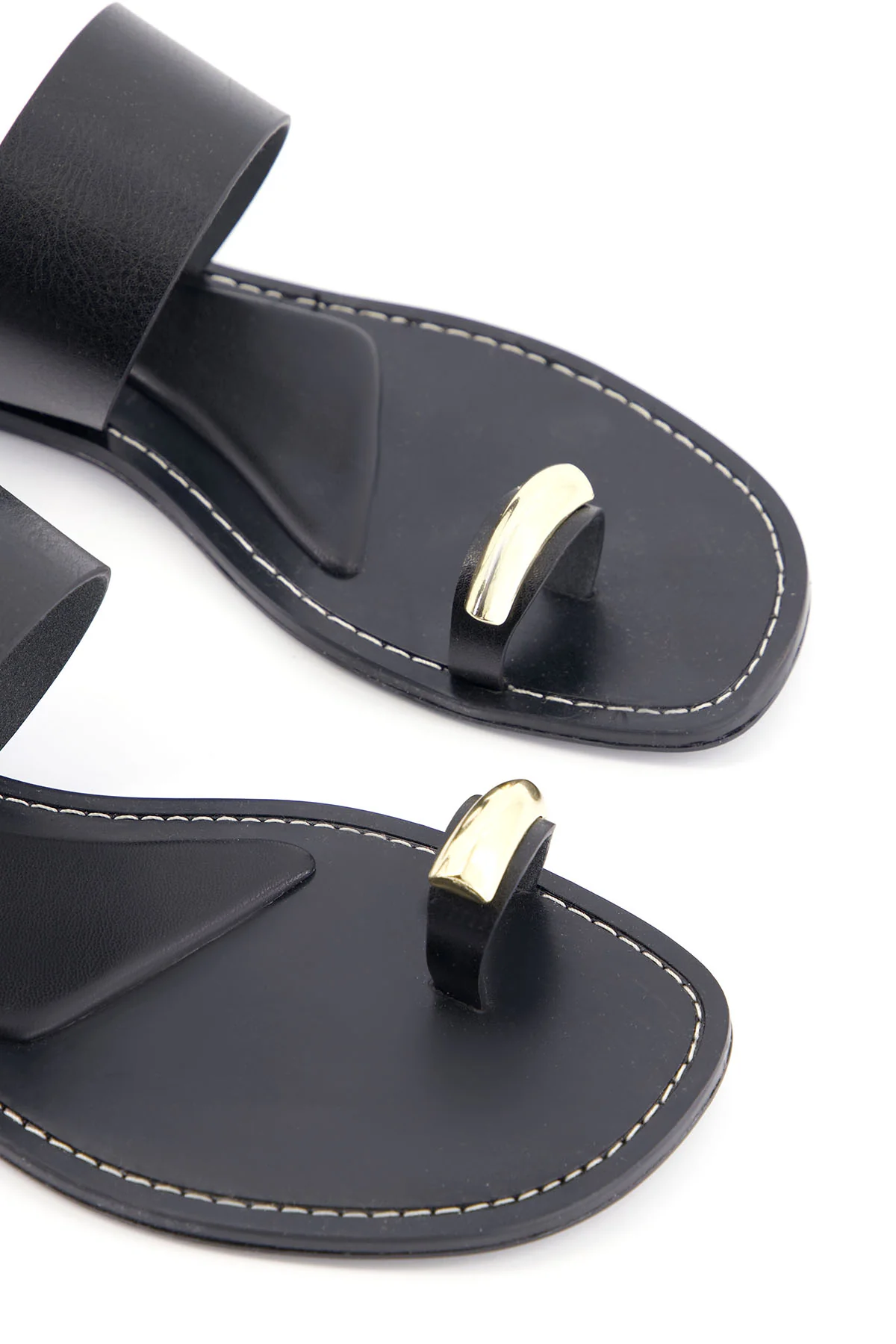 TOE RING FLAT SANDALS - Image 3