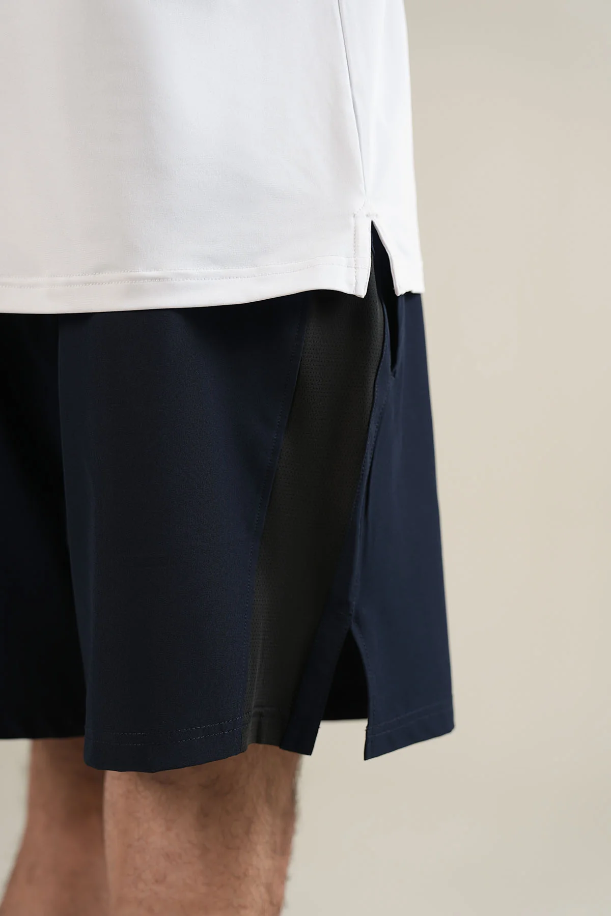 TRAINER SHORTS - Image 2