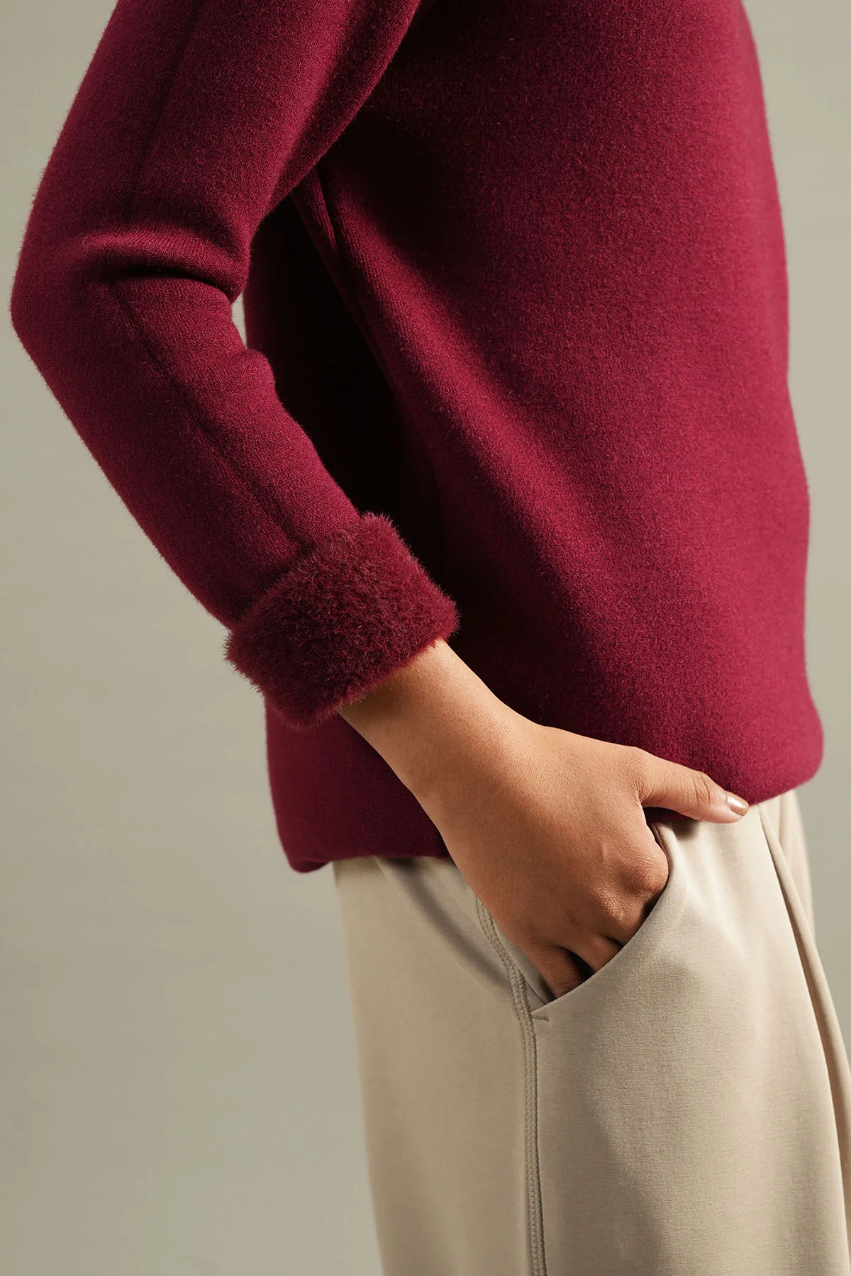 TURTLE NECK SWEATER - Image 7