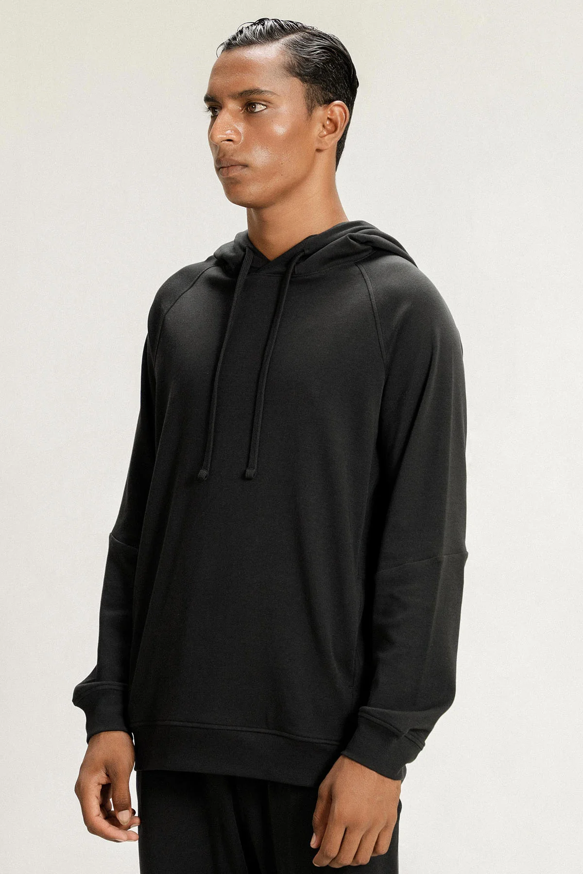 ULTRA LIGHT PULL OVER HOODIE - Image 3