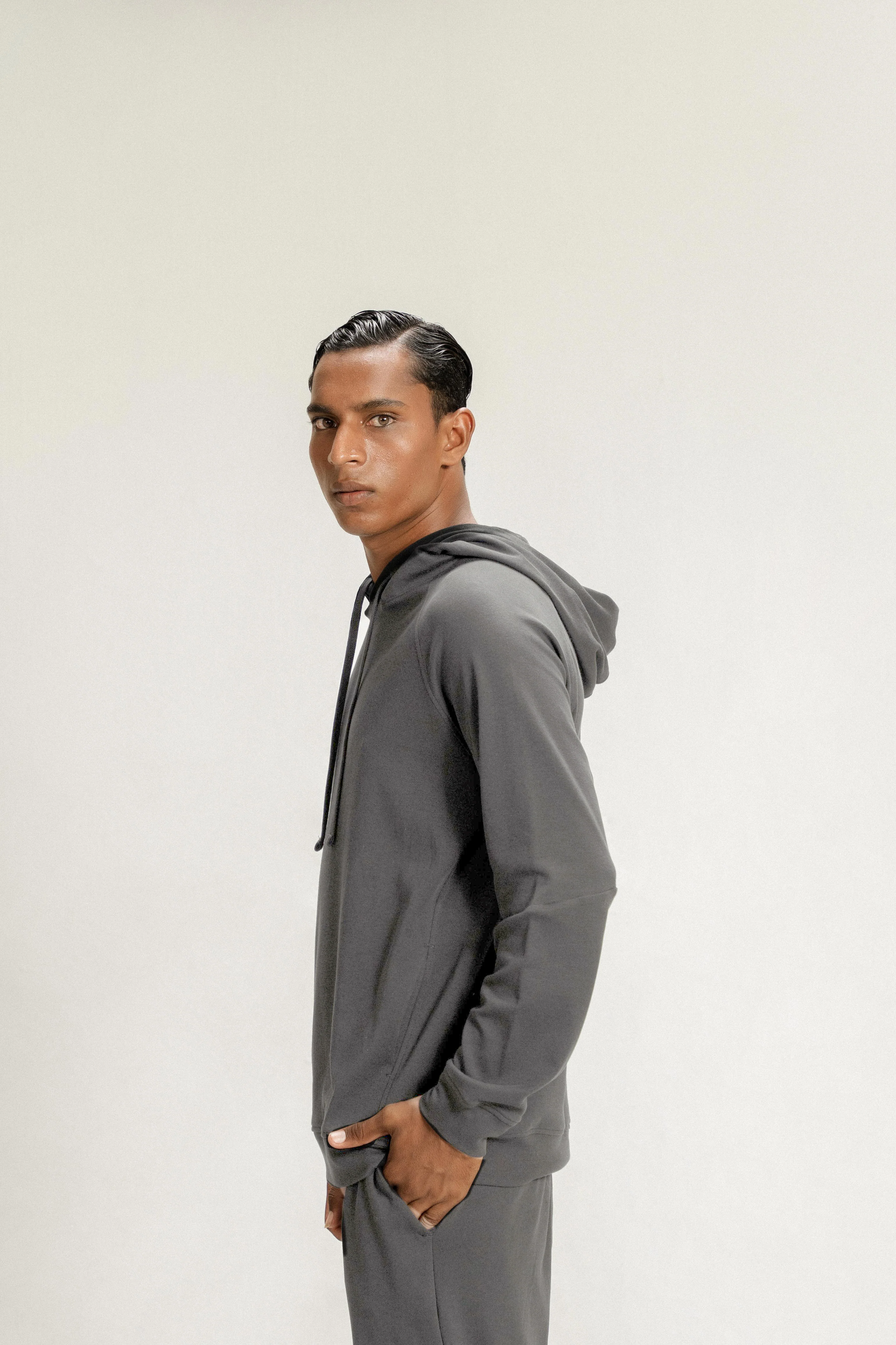 ULTRA LIGHT PULL OVER HOODIE - Image 5