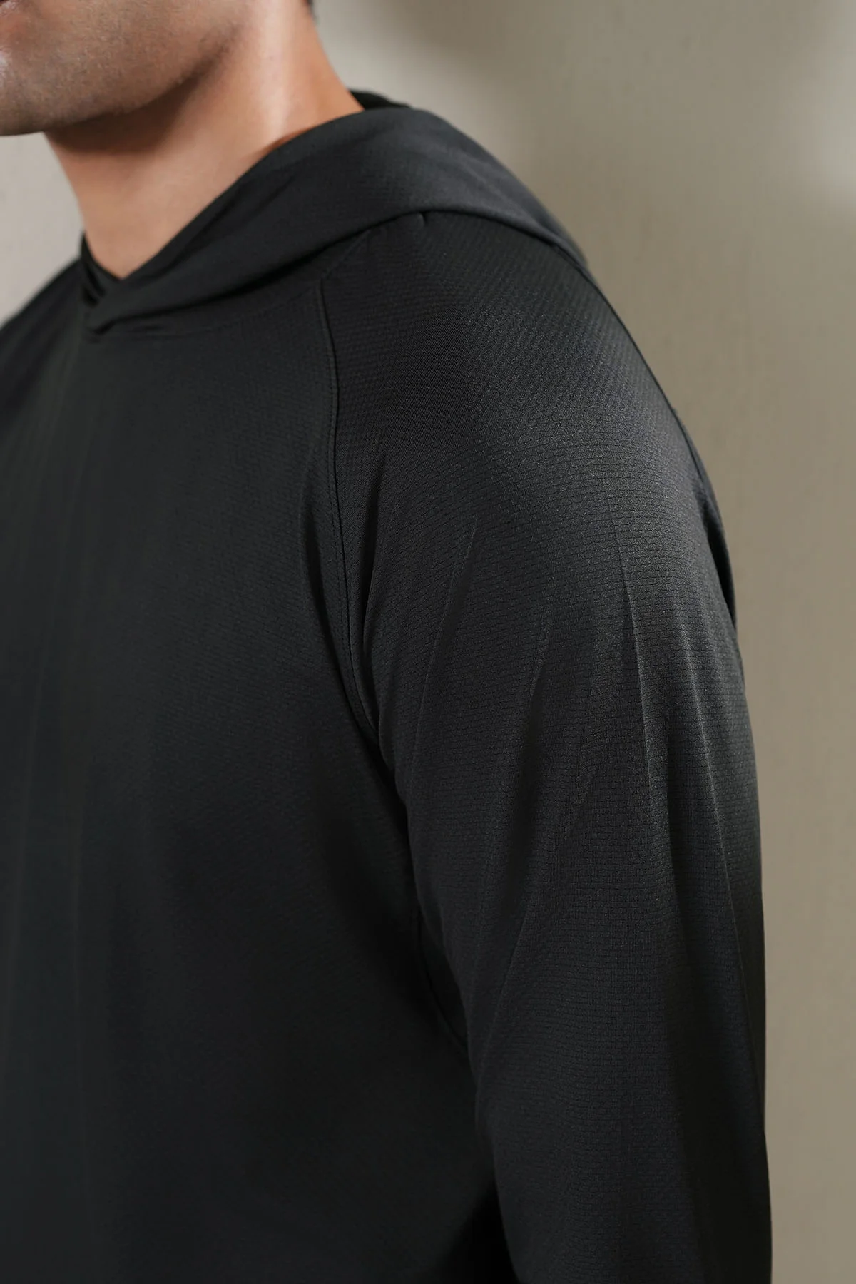 VENTED PULLOVER HOODIE - Image 2