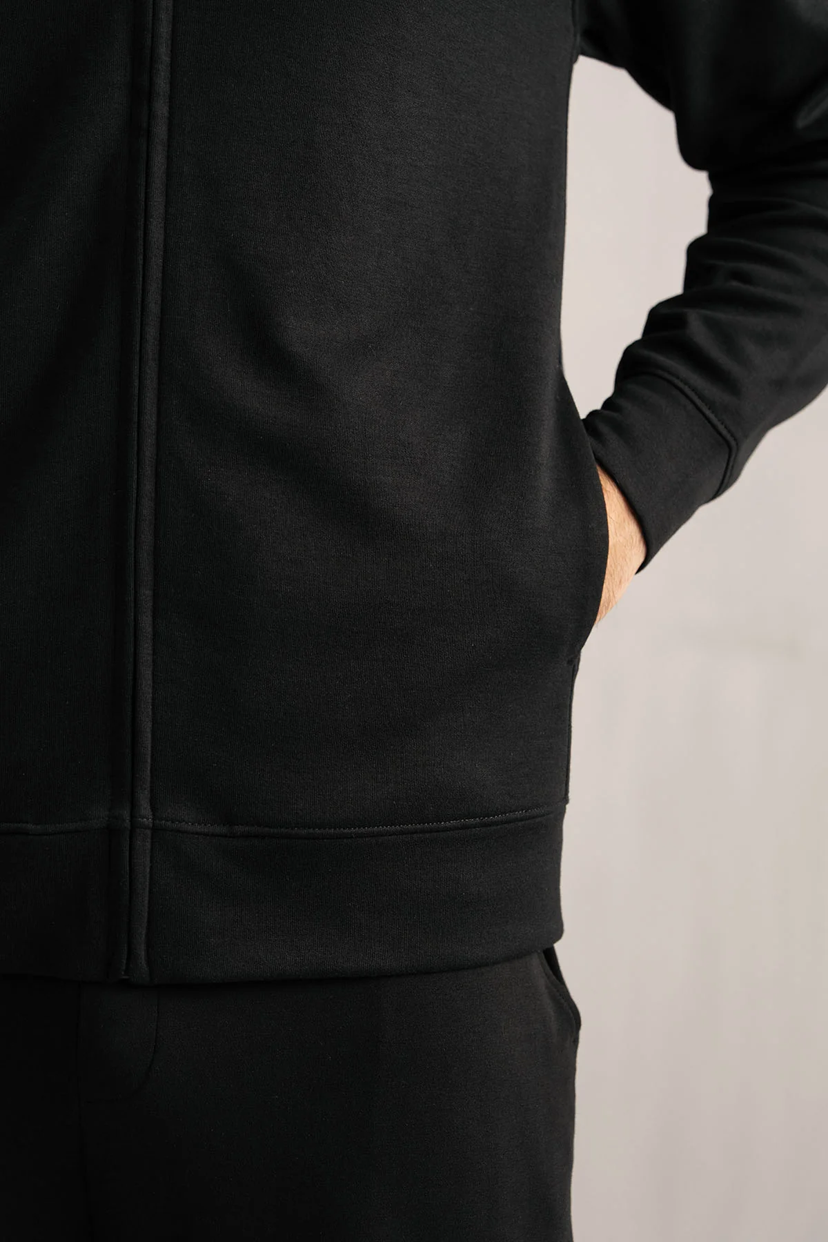 ZIPPER JACKET-DOUBLE KNIT - Image 4